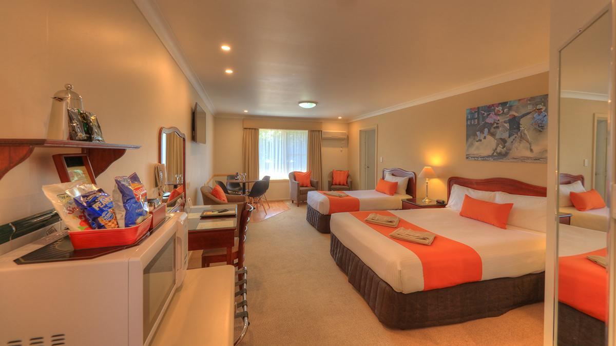 Endeavour Court Motor Inn Anafi Exterior foto