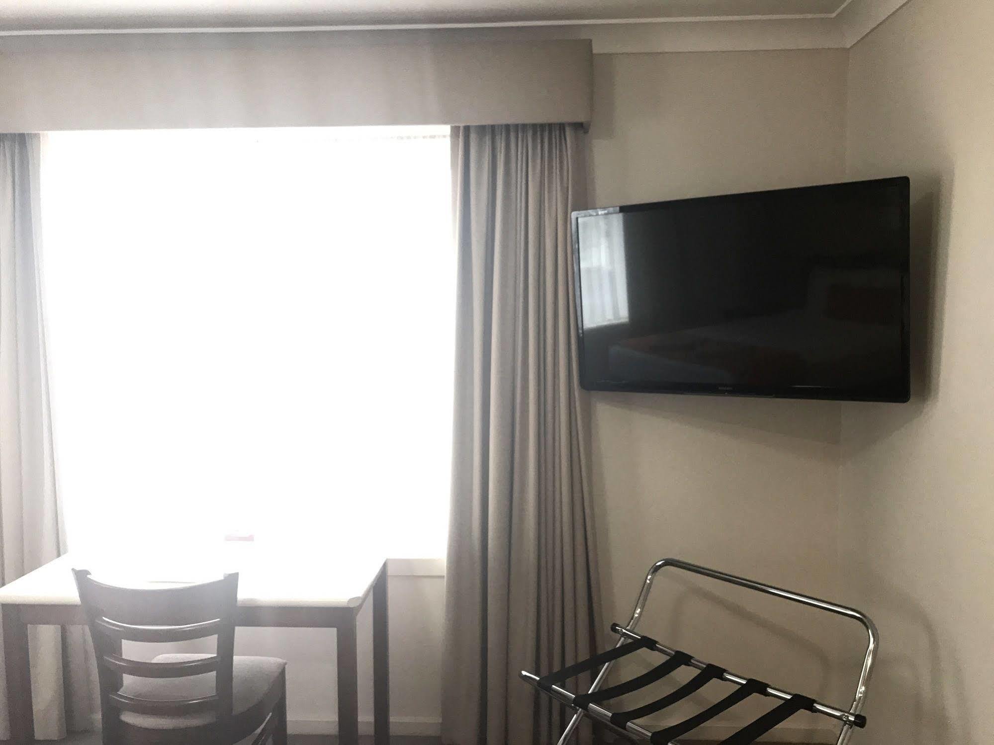 Endeavour Court Motor Inn Anafi Exterior foto